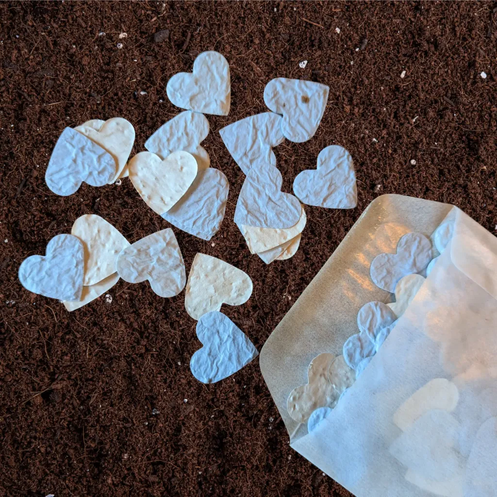 Confettihartjes 2cm | Baby blauw (Standaard Groeiconfetti Sticker)